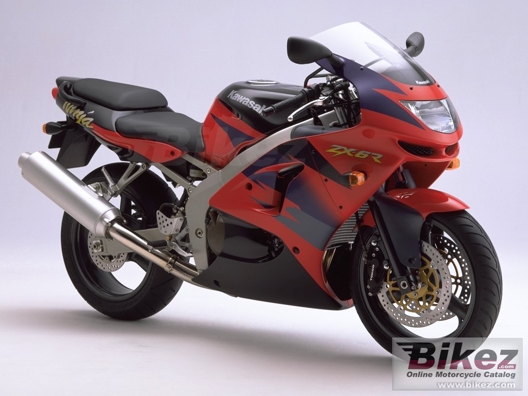 Big i. Published with permission. zx-6r picture and wallpaper from Bikez.com